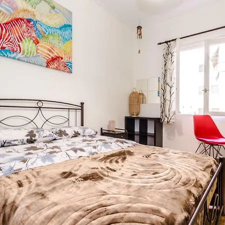 Πανσιόν Petaluda House 3